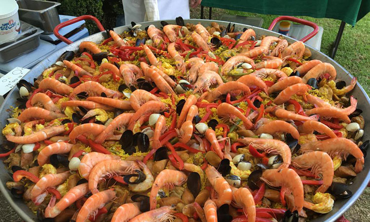 Autentica paella valenciana con ingredientes premium en ciudad de México